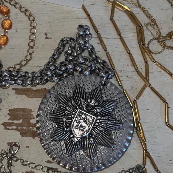 Lot MCM + Costume Jewelry Monet Avon ART unmarked crystal necklace bracelet - Picture 8 of 16